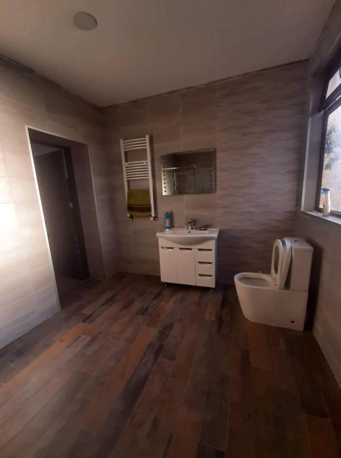 Jorji Bed & Breakfast Gori Ngoại thất bức ảnh