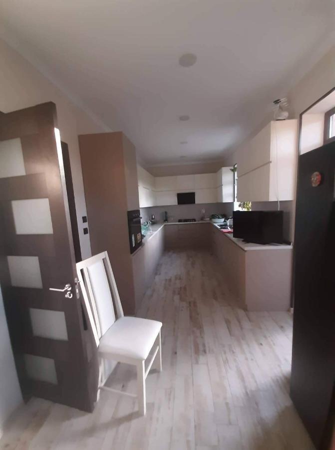 Jorji Bed & Breakfast Gori Ngoại thất bức ảnh